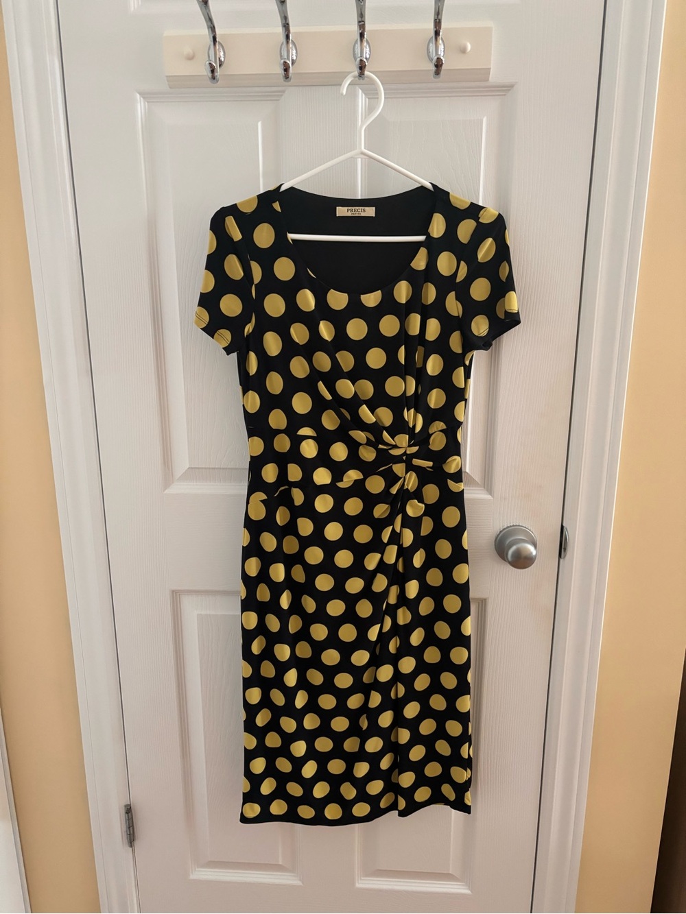 Polka Dots! A gorgeous petite fitted dress